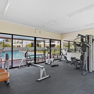 Beachside 3-Bed With Pool, Bbq, Gym & Tennis Court Marcoola Exterior photo